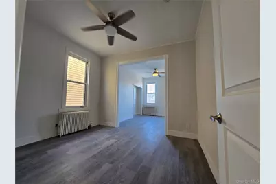 31-17 43rd Street #3, Astoria, NY 11103 - Photo 1