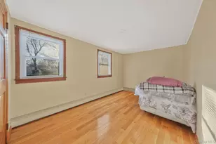 21 Valleywood Dr, Huntington Station, NY 11746 - Photo 29