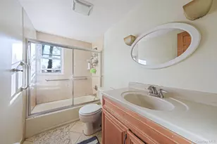 21 Valleywood Dr, Huntington Station, NY 11746 - Photo 25