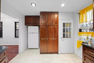 167-37 109th Rd, Jamaica, NY 11433 - Photo 3