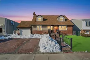 460 Roquette Ave, Floral Park, NY 11001 - Photo 1