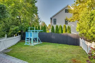 15 Hillside Rd, Bronxville, NY 10708 - Photo 25