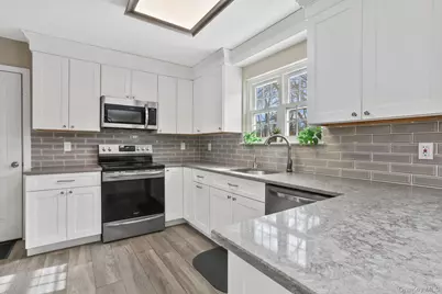 1325 Quarry Drive, Mohegan Lake, NY 10547 - Photo 17