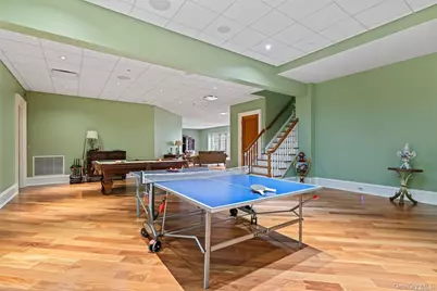 660 Chicken Valley Road, Locust Valley, NY 11560 - Photo 23