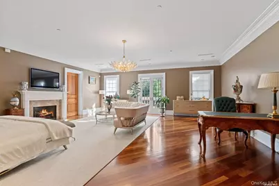 660 Chicken Valley Road, Locust Valley, NY 11560 - Photo 15