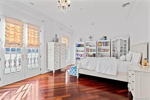 660 Chicken Valley Rd, Locust Valley, NY 11560 - Photo 31