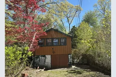 40 Hawthorne Road, Rocky Point, NY 11778 - Photo 3