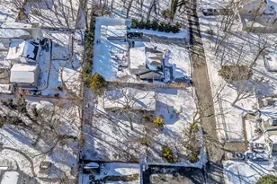 40 Hawthorne Rd, Rocky Point, NY 11778 - Photo 11