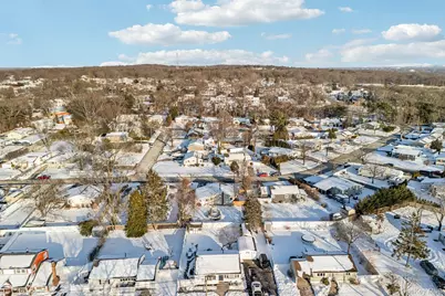 662 College Road, Farmingville, NY 11738 - Photo 13