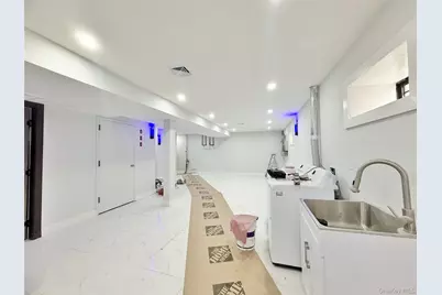 13912 111th Avenue, Jamaica, NY 11435 - Photo 25