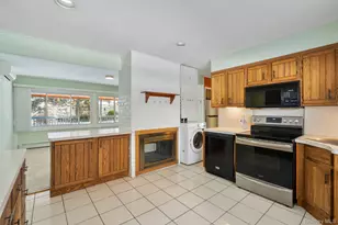 51 Shepherd Ln, Levittown, NY 11756 - Photo 11