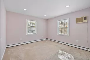 51 Shepherd Ln, Levittown, NY 11756 - Photo 15