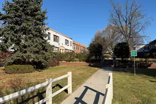 70-43 Park Dr East B, Kew Gardens, NY 11367 - Photo 11