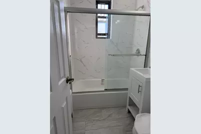 70-43 Park Drive East B, Kew Gardens, NY 11367 - Photo 5