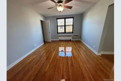 70-43 Park Drive East B, Kew Gardens, NY 11367 - Photo 3