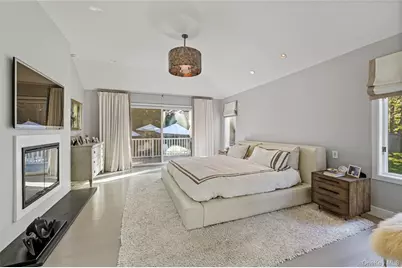 6 Bridle Path, Westhampton Beach, NY 11978 - Photo 13