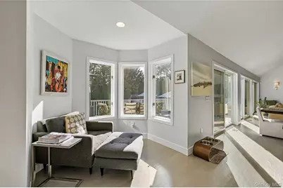 6 Bridle Path, Westhampton Beach, NY 11978 - Photo 11