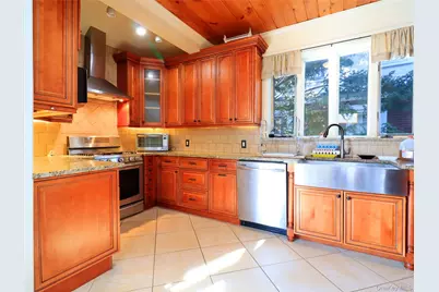 4328 168th Street, Flushing, NY 11358 - Photo 19