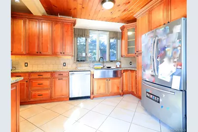 4328 168th Street, Flushing, NY 11358 - Photo 17