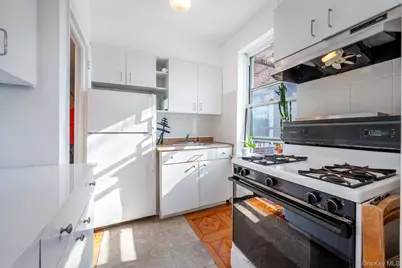 141-24 78 Road #3A, Kew Gardens, NY 11367 - Photo 11