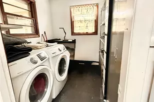 22 Blue Point Rd, Mastic Beach, NY 11951 - Photo 7