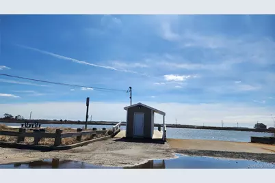 22 Blue Point Road, Mastic Beach, NY 11951 - Photo 25