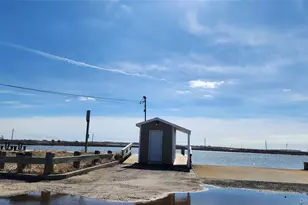 22 Blue Point Rd, Mastic Beach, NY 11951 - Photo 25