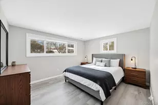 569 Millburn Ct, Valley Cottage, NY 10989 - Photo 21