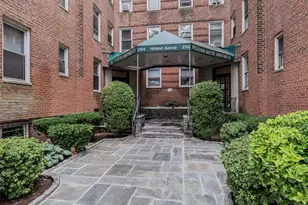 2104 Holland Ave, Bronx, NY 10462 - Photo 21