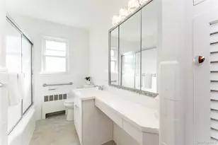 84 Russell Rd, Garden City, NY 11530 - Photo 15