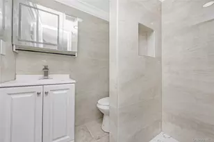 58 Remsen Ave, Hempstead, NY 11550 - Photo 25