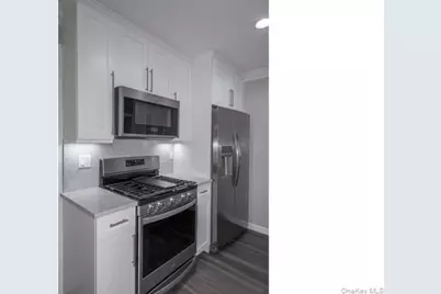 1000 Saddle Rock Road #1203, Holbrook, NY 11741 - Photo 3