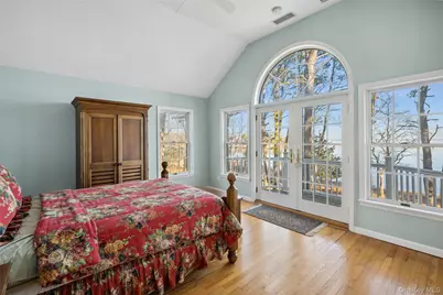 8 Duckwood Lane, Hampton Bays, NY 11946 - Photo 21