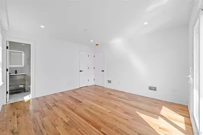 258-14 147 Road, Rosedale, NY 11422 - Photo 7