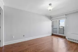 701 Pelham Rd, New Rochelle, NY 10805 - Photo 13