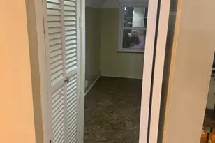 108 Roberta St, Valley Stream, NY 11580 - Photo 3