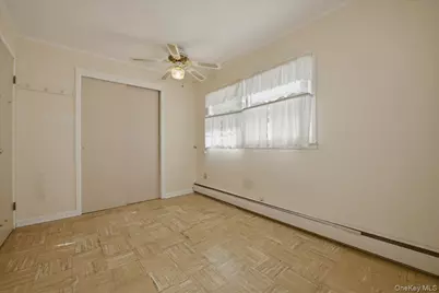 24 Crag Lane, Levittown, NY 11756 - Photo 19