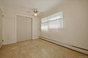 24 Crag Ln, Levittown, NY 11756 - Photo 19