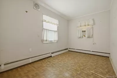 24 Crag Lane, Levittown, NY 11756 - Photo 11