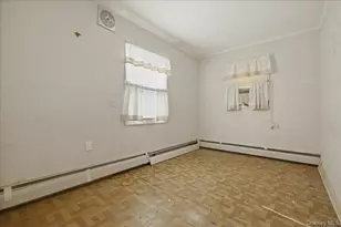 24 Crag Ln, Levittown, NY 11756 - Photo 11