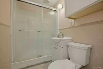 24 Crag Lane, Levittown, NY 11756 - Photo 13