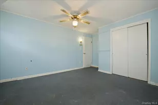 24 Crag Ln, Levittown, NY 11756 - Photo 15