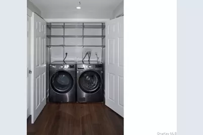 1100 Avalon Street #S1201, Glen Cove, NY 11542 - Photo 9