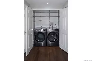 1100 Avalon St, Glen Cove, NY 11542 - Photo 9