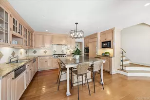 14 Bonnie Briar Ln, Larchmont, NY 10538 - Photo 11