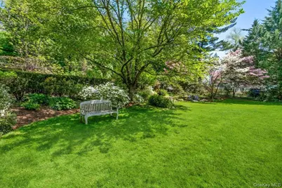 14 Bonnie Briar Lane, Larchmont, NY 10538 - Photo 33
