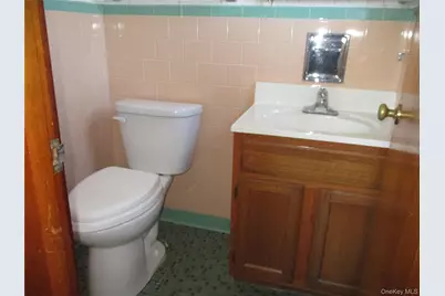 35 Midland Avenue, Central Valley, NY 10917 - Photo 17