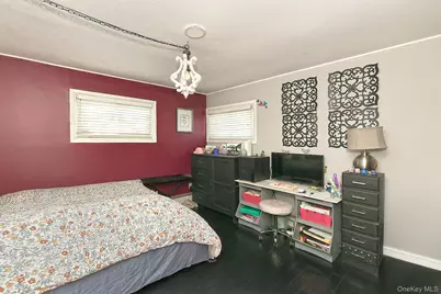 14 Thimble Lane, Hicksville, NY 11801 - Photo 15