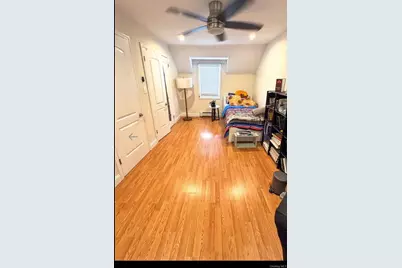 131 E Alhambra Avenue, Lindenhurst, NY 11757 - Photo 5