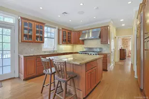 14 Pond Hollow Ct, Pleasantville, NY 10570 - Photo 13